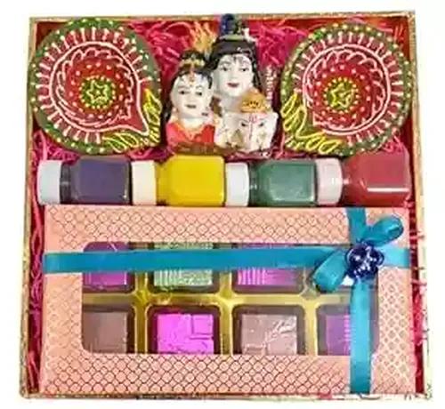 MANTOUSS diwali gift/diwali gift items/diwali gift box/diwali gift hamper-decorated tray+Handcrafted chocolate box+Showpiece figurine+2 earthen diya+4 rangoli colours+Diwali Greeting Card