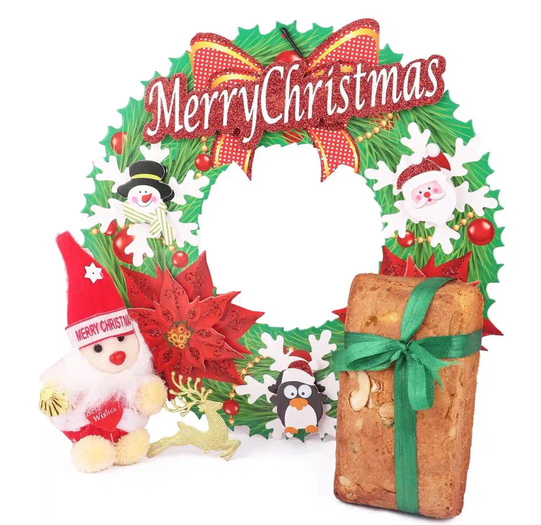 Christmas cake hamper/christmas plum cake/christmas gift hamper/christmas gift for kids/Christmas gifts-Wreath for front door+Plum cake+Soft toy+Christmas greeting card